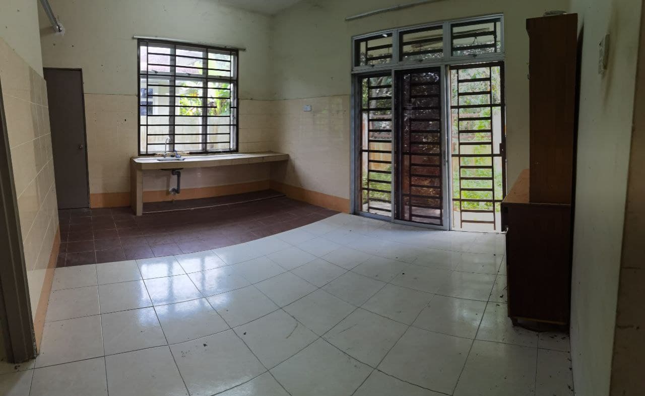 CONER LOT SEMI D TAMAN MERBAH, OLAK LEMPIT BANTING - photo 4