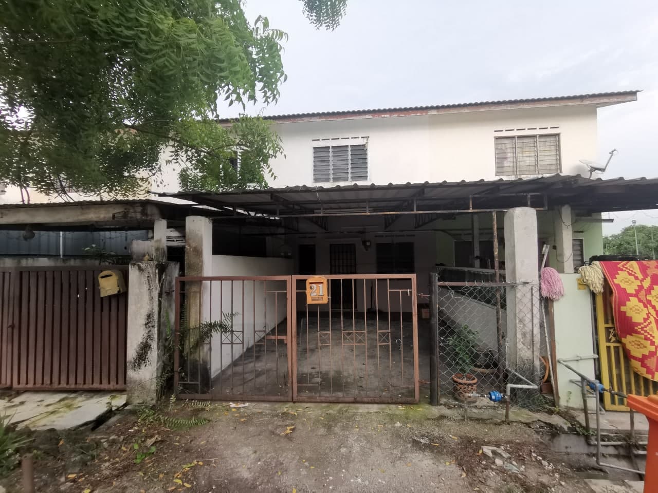 DOUBLE STOREY TAMAN DATO HORMAT