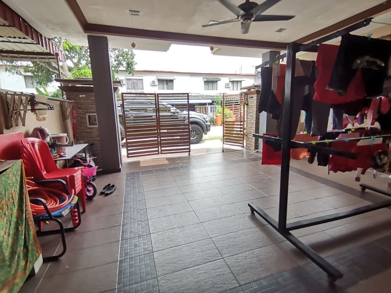 FULLY RENOWATED SINGLE STOREY TAMAN DATO HORMAT