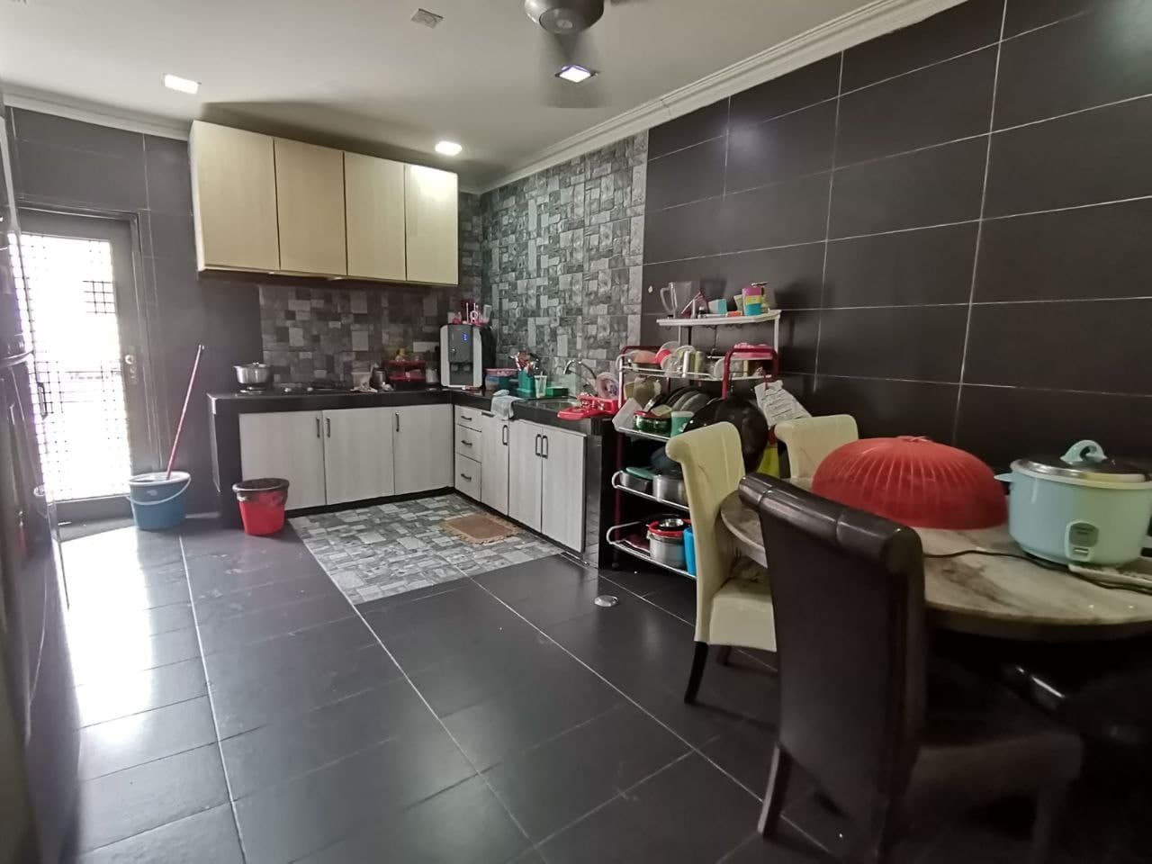 FULLY RENOWATED SINGLE STOREY TAMAN DATO HORMAT - photo 4