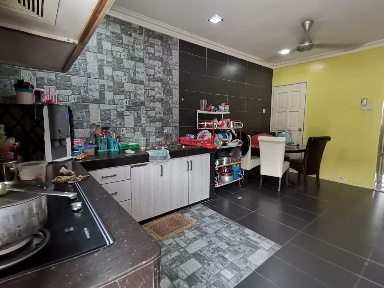 FULLY RENOWATED SINGLE STOREY TAMAN DATO HORMAT - photo 7
