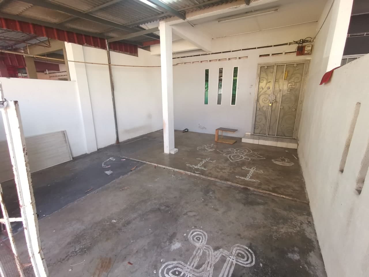 DOUBLE STOREY TAMAN JAYA UTAMA - photo 3