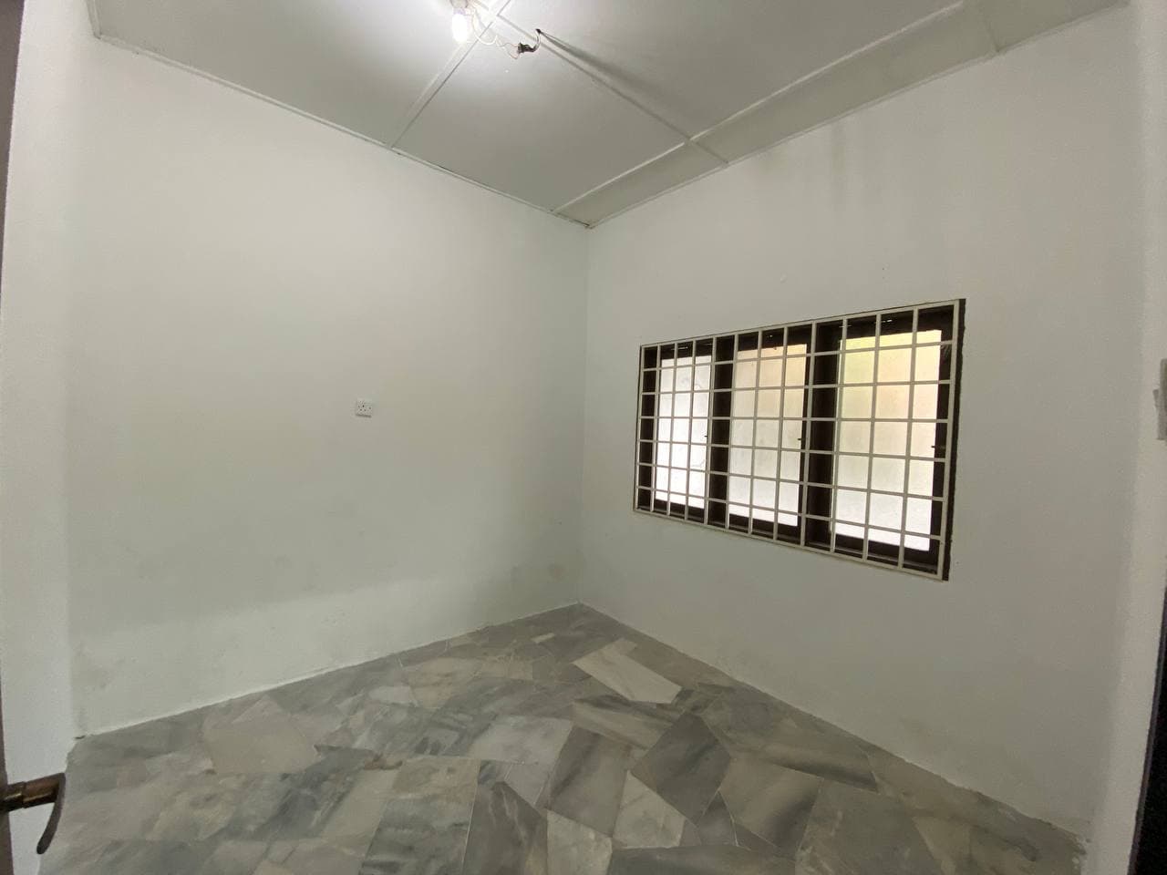 SINGLE STOREY TERRACE, TAMAN DESA KEMUNING - photo 10