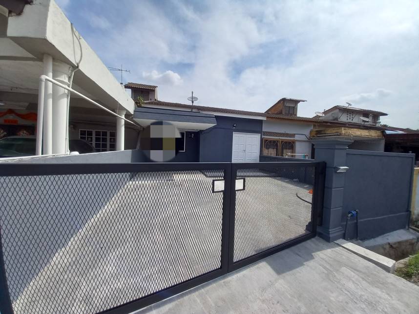 RENOVATED SINGLE STOREY JALAN KEBUN - photo 3