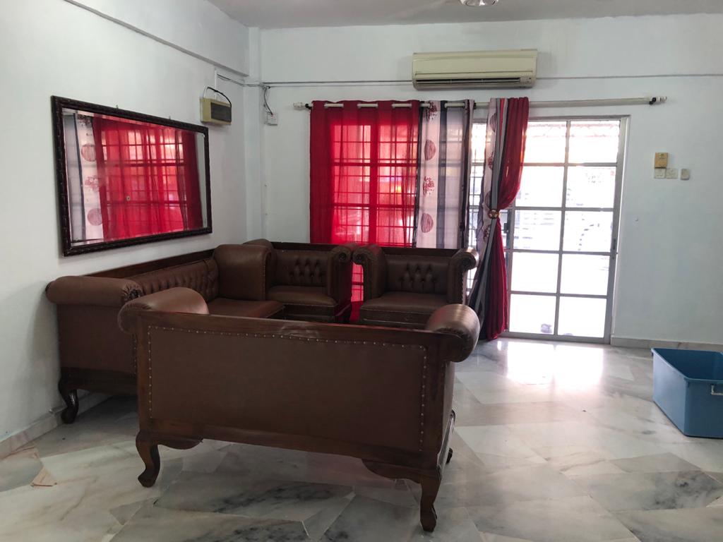 END LOT DOUBLE STOREY BERJAYA PARK SEKSYEN 32 - photo 3
