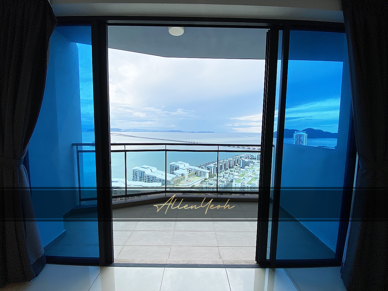 Waterside Residence, RARE Super Seaview High Floor - photo 3