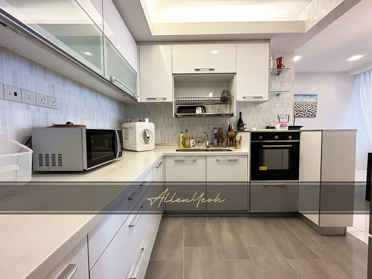 Summer Place Condo -  POOLVIEW, 1012sqft Fully Fur - photo 4