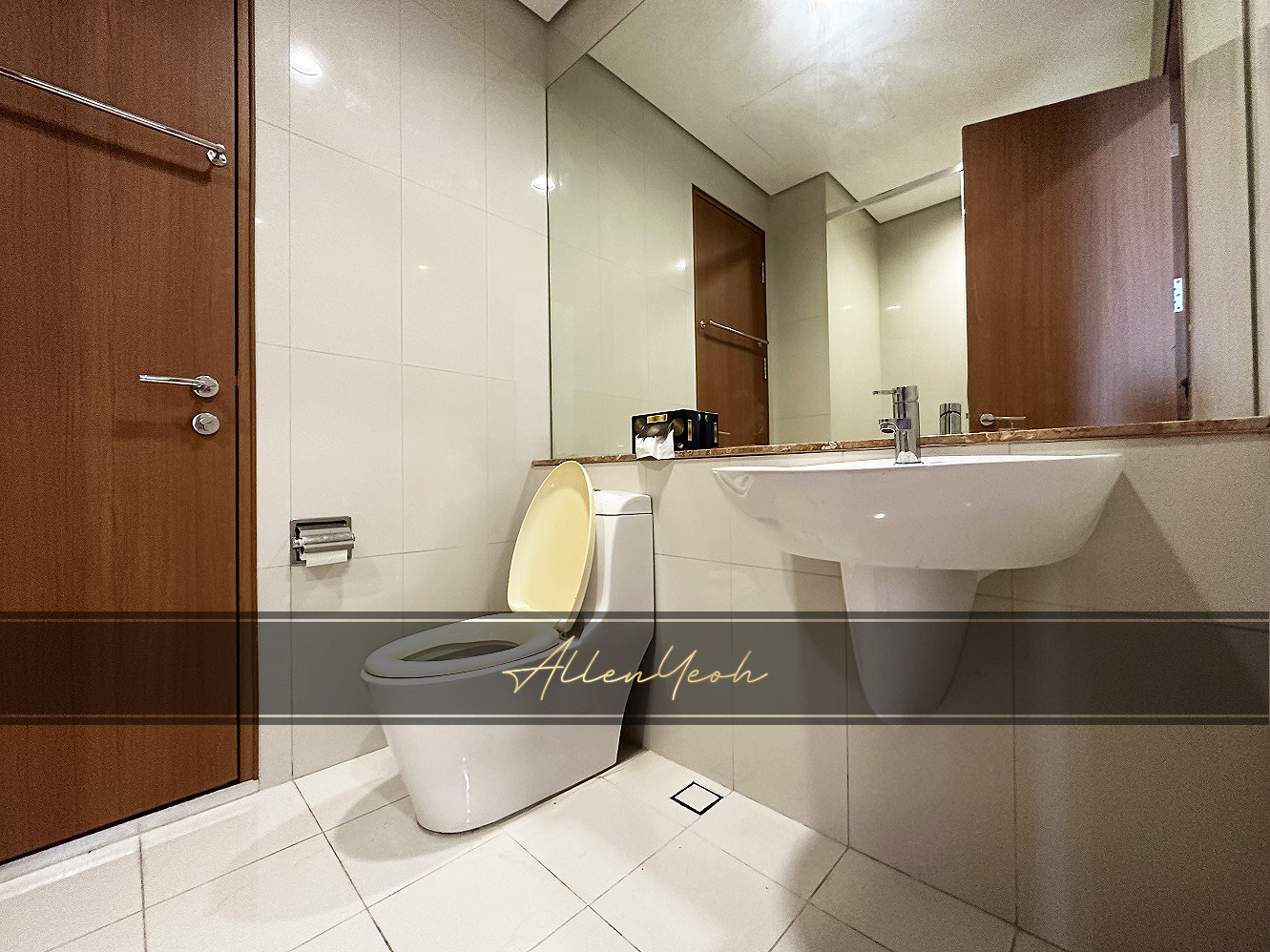 8 Gurney Condo, 5800sqft Fully Renovated, Paragon - photo 8