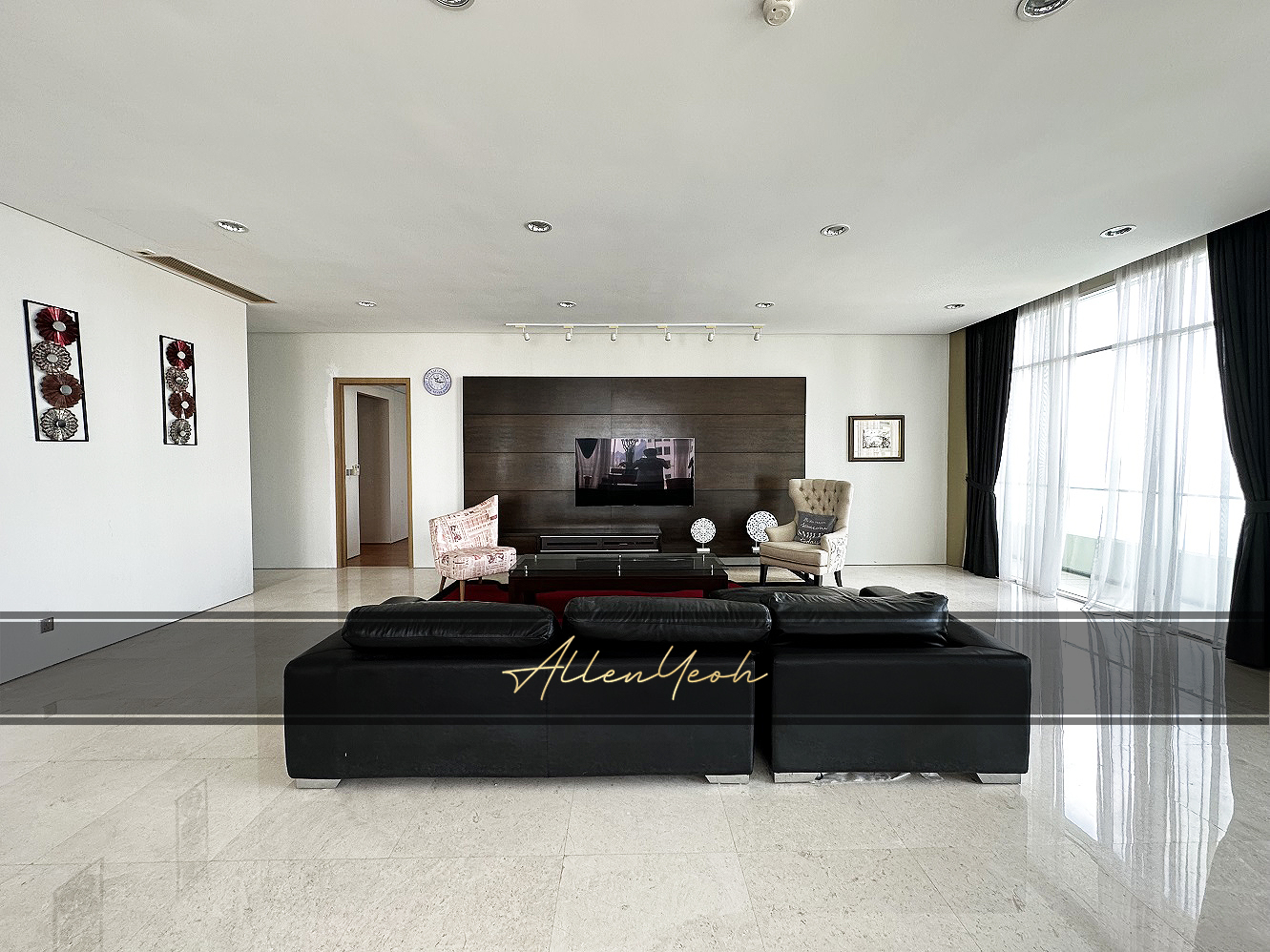 8 Gurney Condo, 5800sqft Fully Renovated, Paragon - photo 2