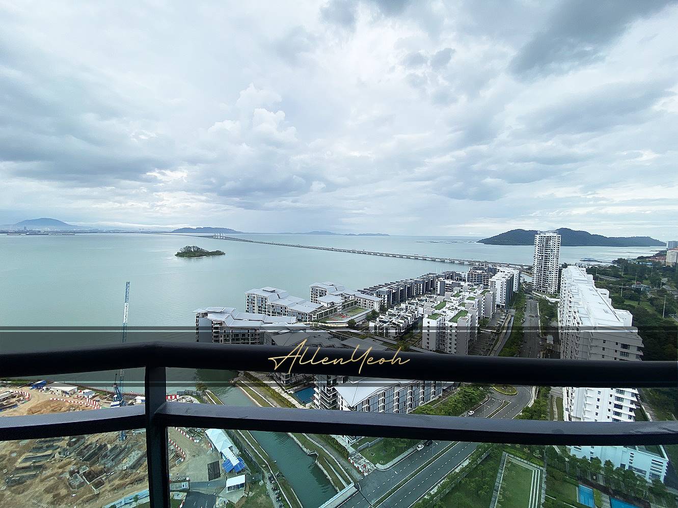 Waterside Residence, RARE Super Seaview High Floor - photo 2