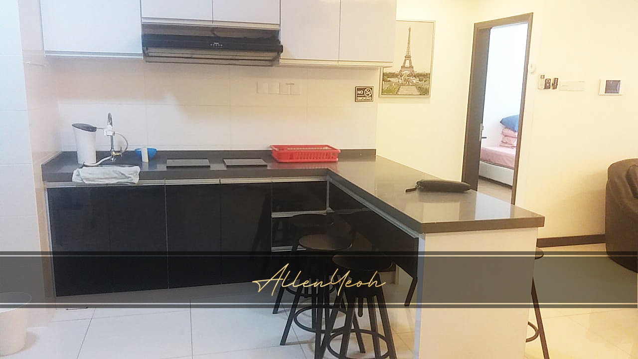 Vertiq Condo, 1044sqft, Renovated Nearby Lotus - photo 2