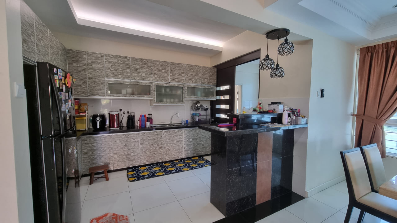 Platino Luxury Condo, 2467sqft Renovated B1 - photo 4