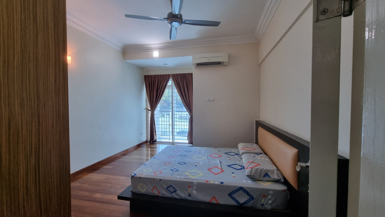 Platino Luxury Condo, 2467sqft Renovated B1 - photo 7