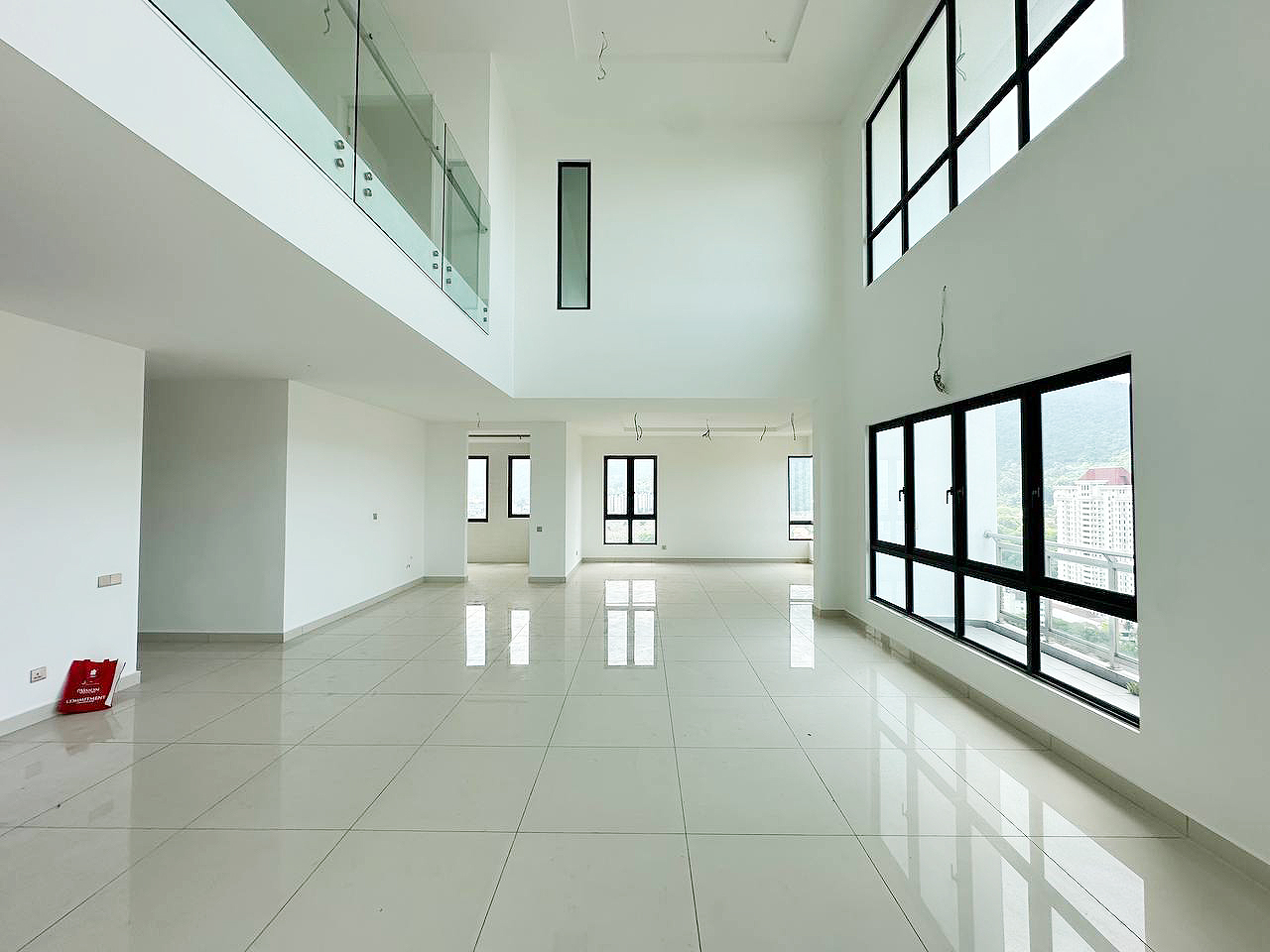 Scots Pavilion - Penthouse 21-02 - photo 4