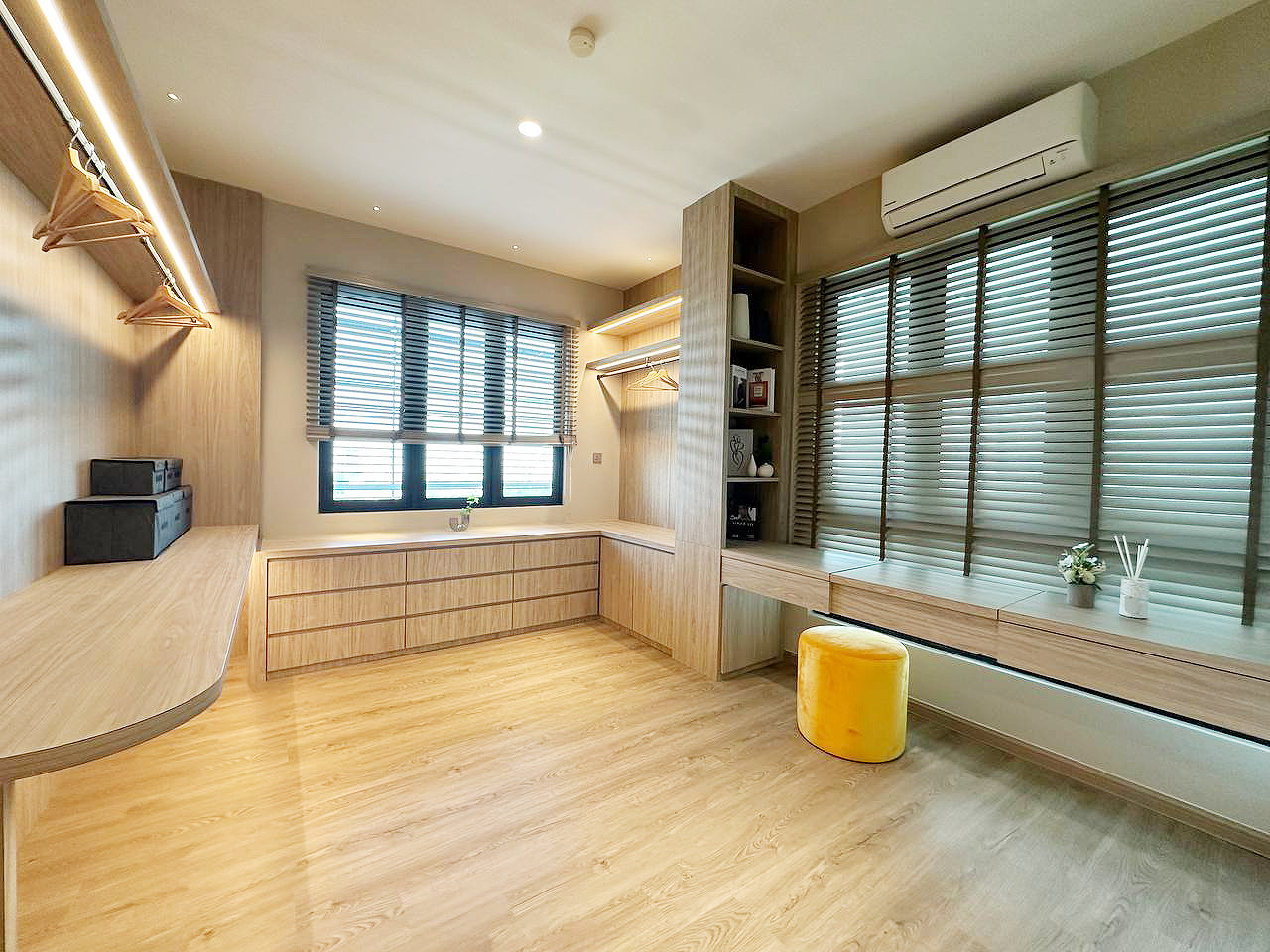Scots Pavilion - Penthouse 21-03 - photo 6