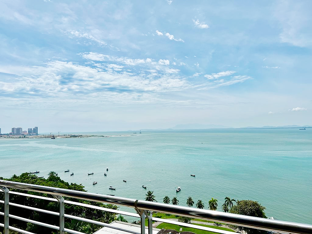 Mayfair Super Condo, 10th Flr 2 - photo 2