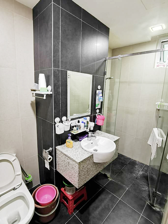 Vertiq Condo, B-8th Corner 1313sqft - photo 7