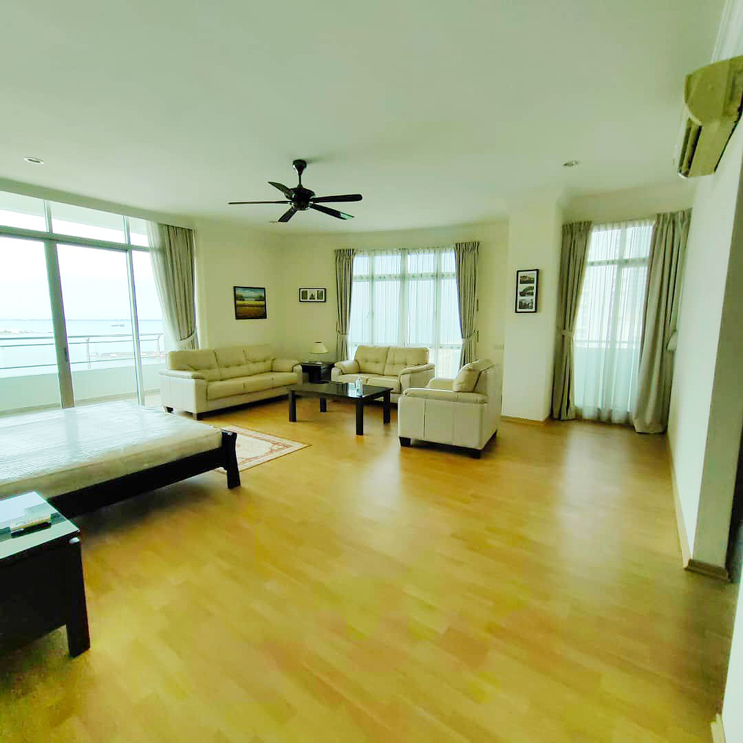Gurney Palace Seaview Unit - photo 2