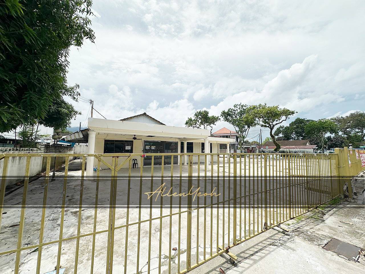 Jalan Hamilton, Jelutong Corner - photo 3