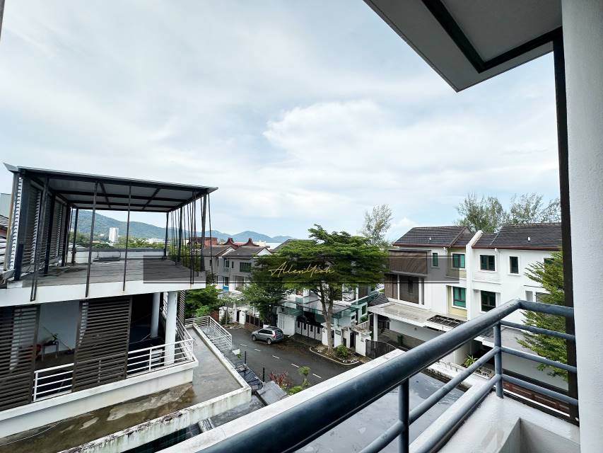 For Sale No 26 Bayu Ferringhi 3 Storey Semi D - photo 3
