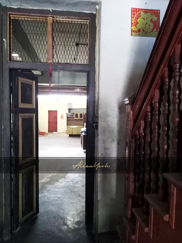 Rent Double Storey Shophouse 96 Lebuh Cecil - photo 3