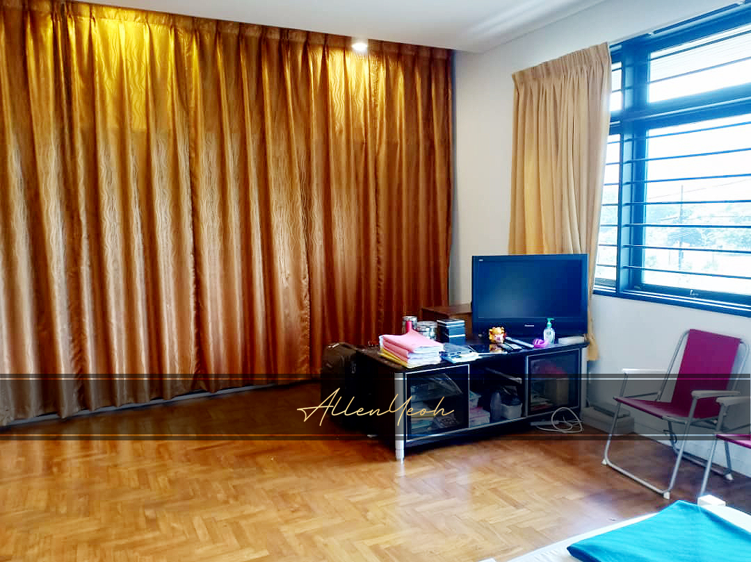 For Sale 2 Storey Bungalow 355N Lengkok Pemancar - photo 2