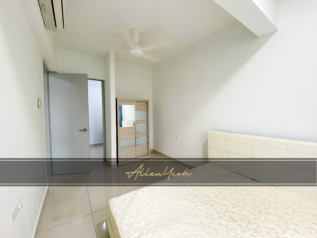 For Sale Tropicana Bay Residence F-6-12 - photo 2