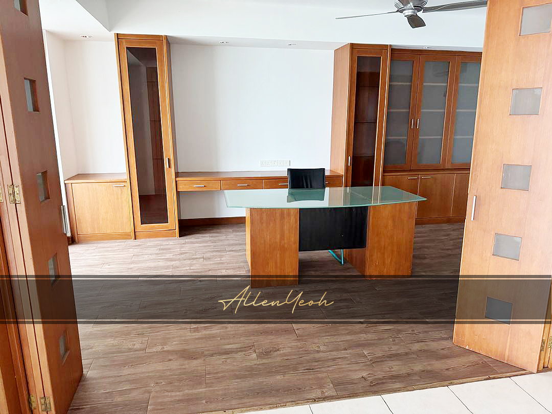 For Rent The Regency 37-01 - photo 3