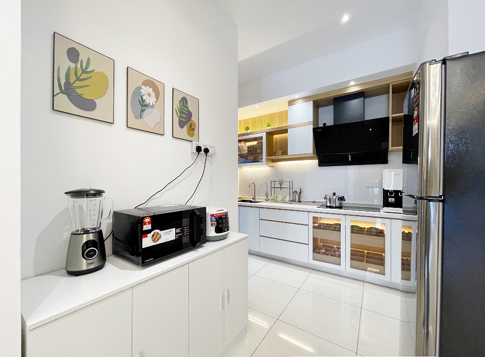 For Sale Queens Residences Q2  23-23 - photo 4