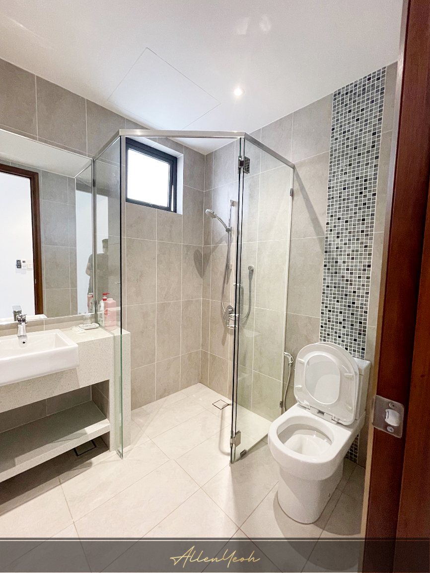For Sale Queens Residences Q2  23-23 - photo 8