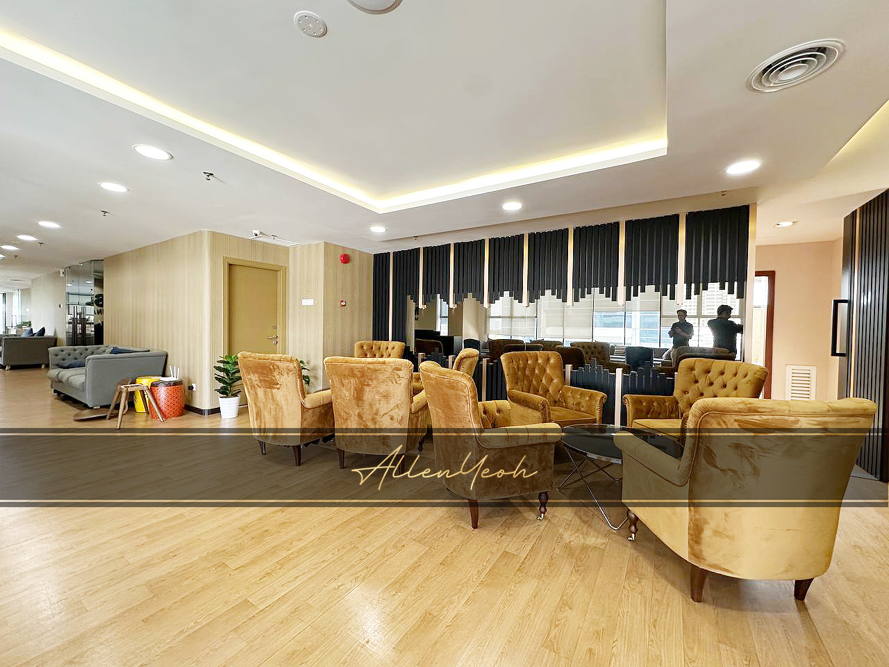 Commercial 5th Menara Skymind 4652sqft - photo 2