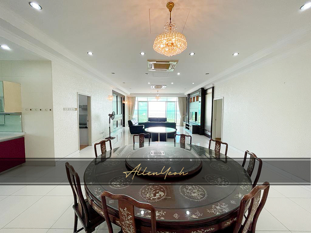For Sale Gurney Palace  10-18 - photo 2