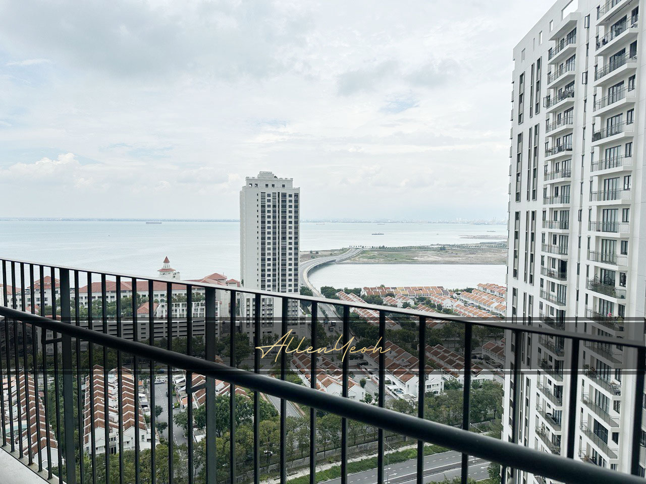 The Tamarind 1047sf, Seaview 3 Bedroom Renovated - photo 6