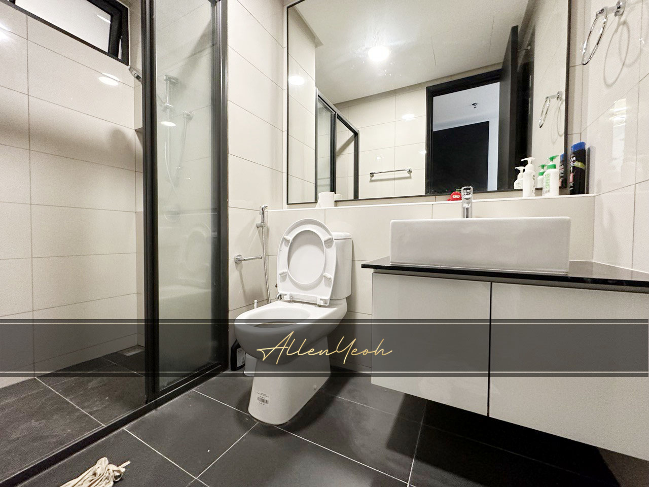 The Tamarind 1047sf, Seaview 3 Bedroom Renovated - photo 7