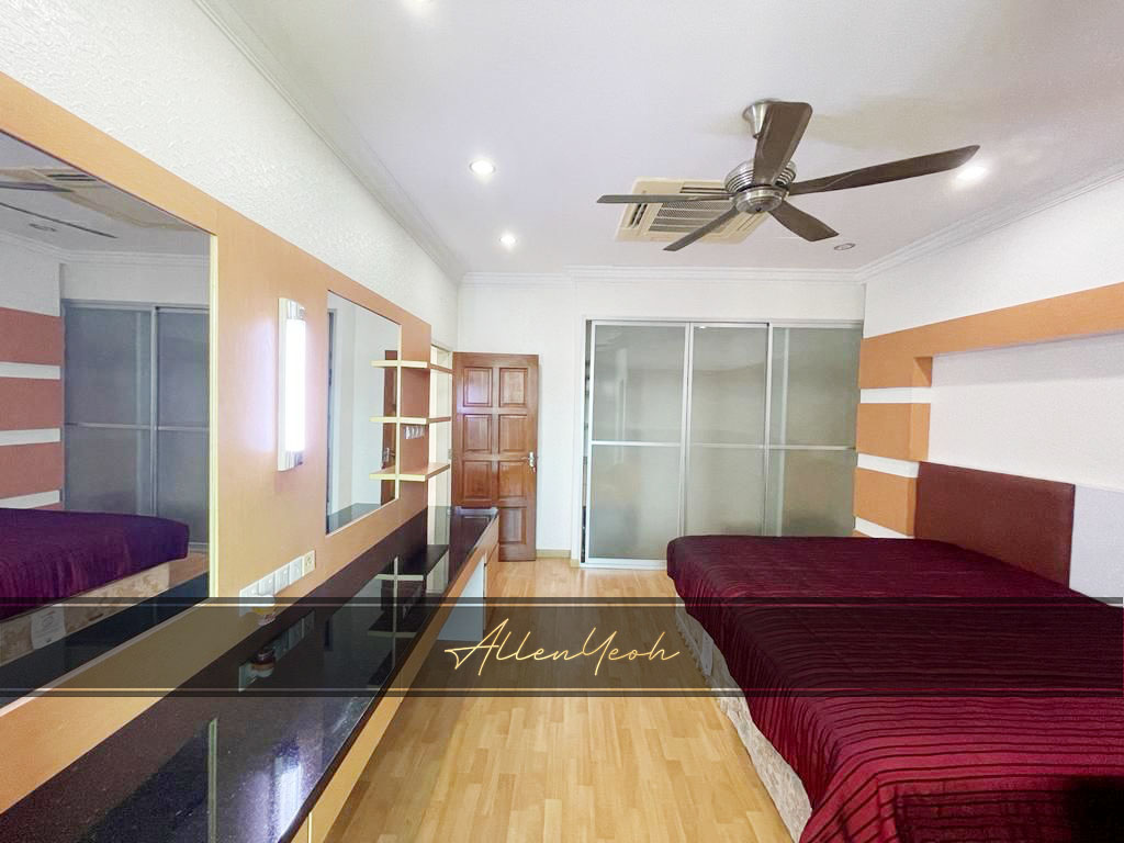 Gurney Palace 4300sqft 4 Bedroom For Sale - photo 7