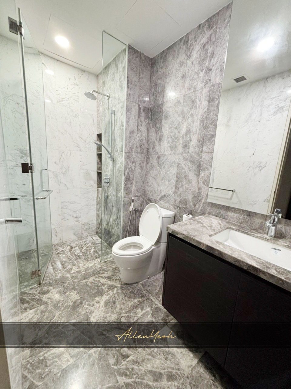 Light Collection IV 1991sqft 2 Bedroom Great Unit - photo 8