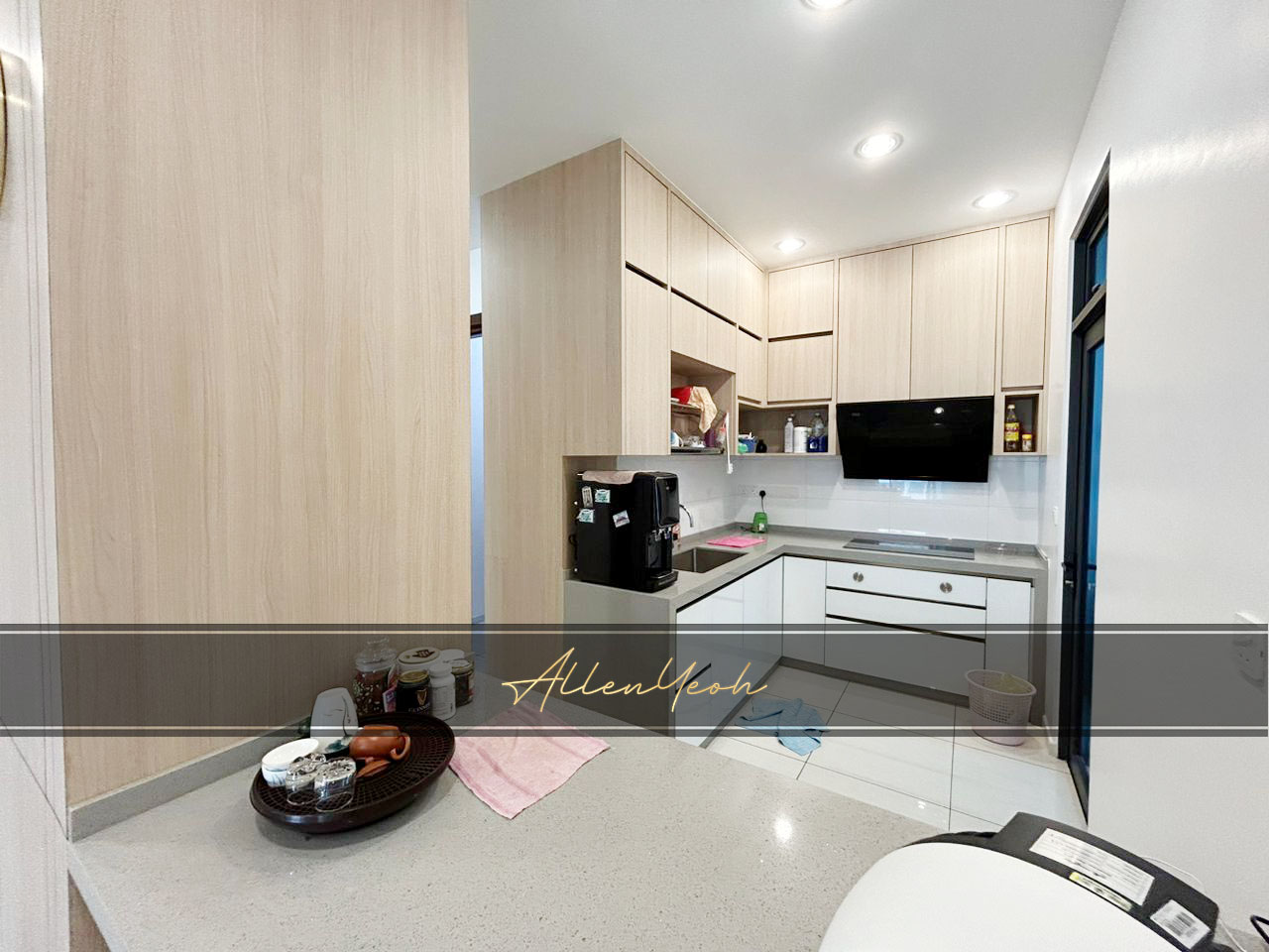 Queens Residence 1 1200sqft 2 Bedroom Full Furnish - photo 2