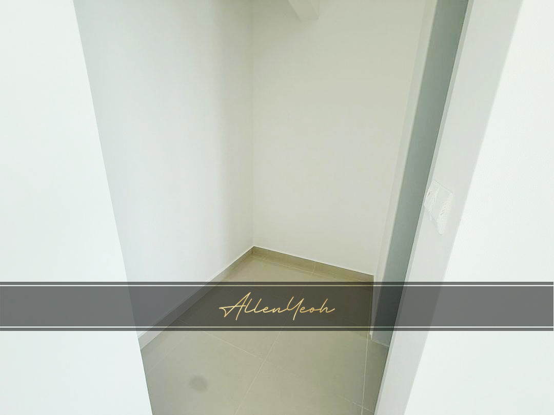 Mezzo Sea, Pool and Promenade 1033sqft Unit - photo 7