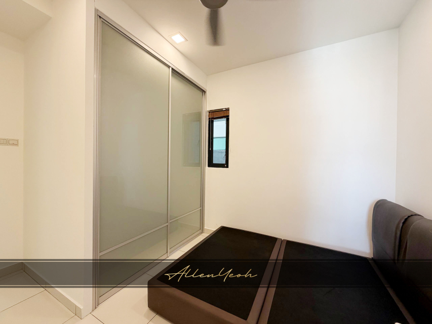The Light Linear 1475sqft, Rare 3Bedroom Seaview - photo 10
