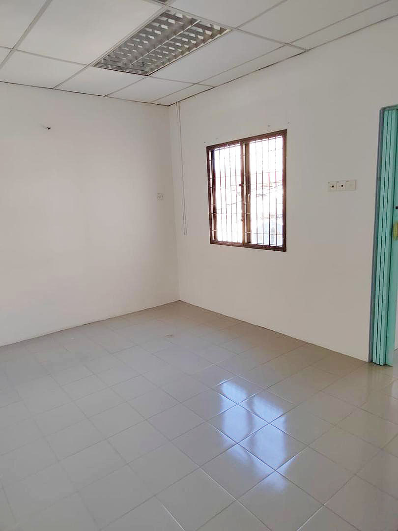 NWM Double Storey Terrace Pulau Tikus 1500sqft - photo 3