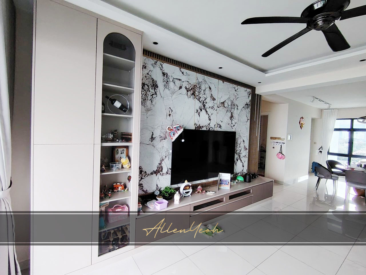 The Light Linear 1539sqft Seaview Corner 3 Carpark