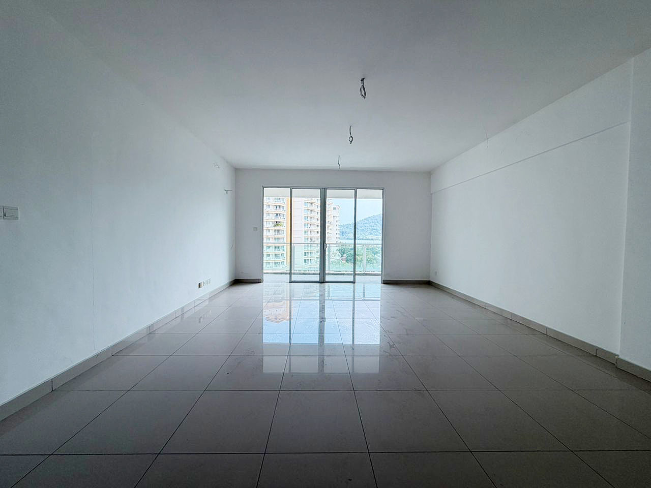 NWM Summerton 1840sqft 3 Bedroom Bare Unit