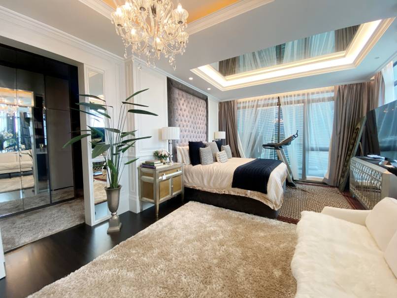 The Light Collection 2 2700sqft 4 Bedroom - photo 3