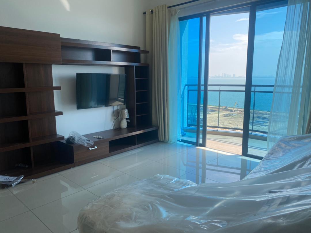 Waterside Residences 1055sqft 2 Bedroom Furnished - photo 2