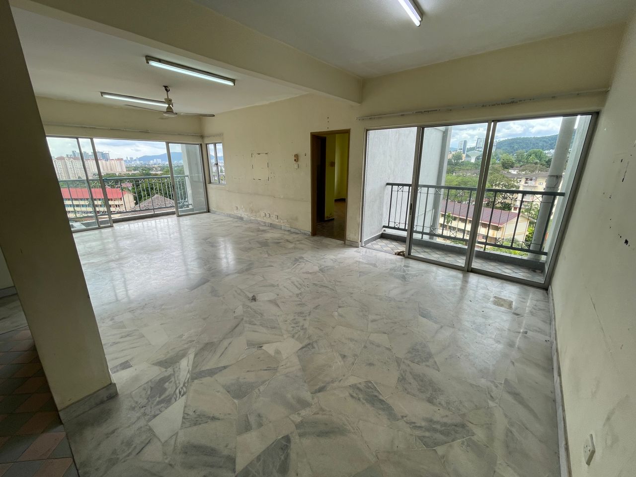 menara alpha 1100sf 2unit - photo 2