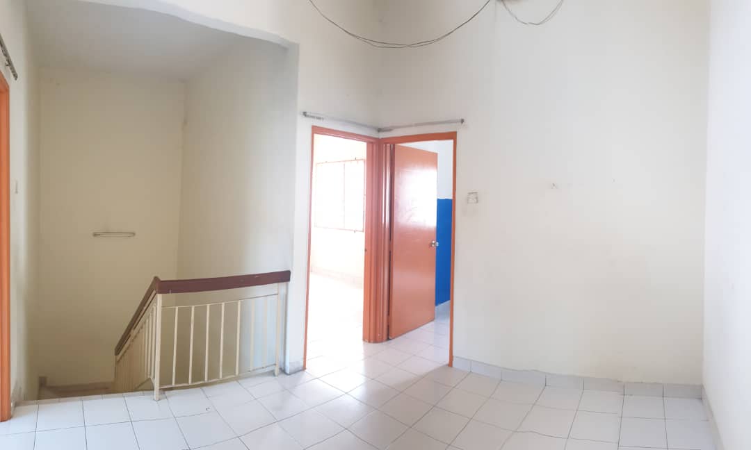 Double Storey 20x75 Bandar Puteri Klang NON BUMI - photo 4