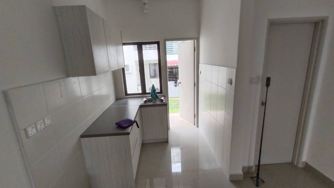 Ground Floor Townhouse Jalan Villa Kesuma Semenyih - photo 3