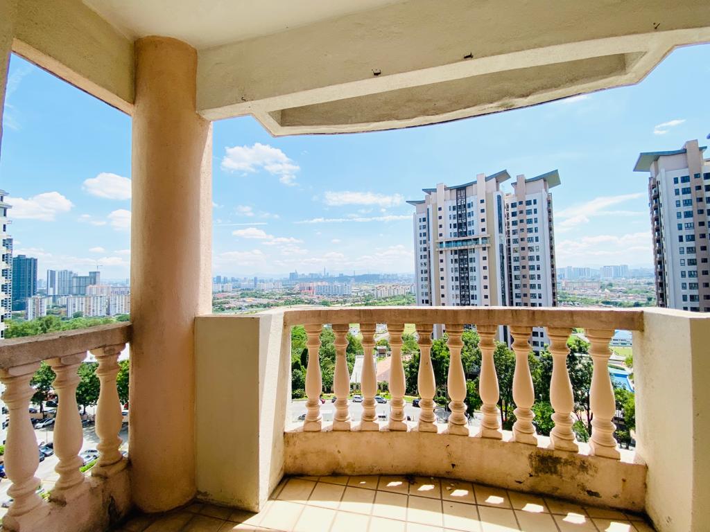 Sri Bayu Apartment, Corner, Renovated, Freehold - photo 4
