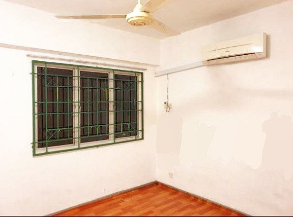 Sri Damansara Court, Freehold, 2rooms, facing pool - photo 3