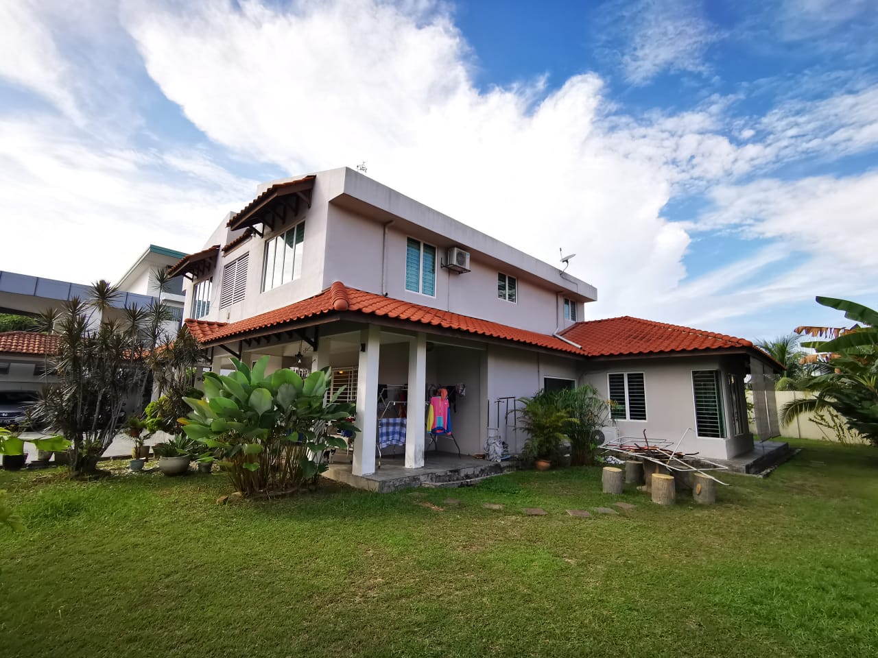 Double Storey Bungalow Section 12, Shah Alam - photo 3